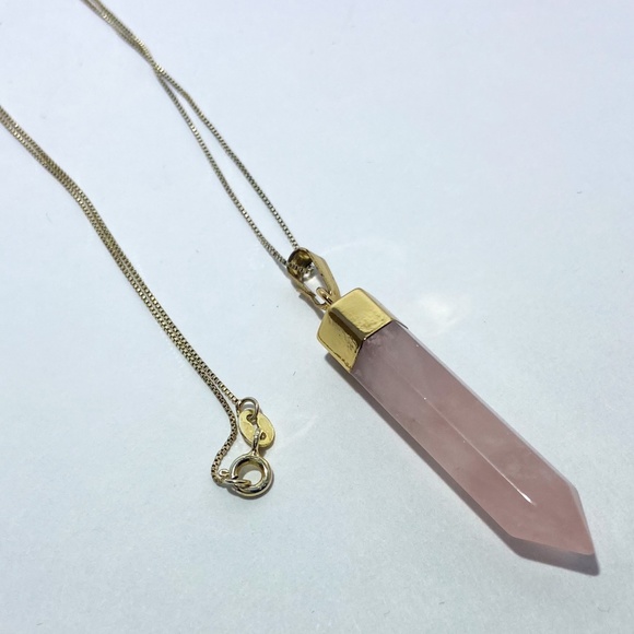 Rose Quartz Crystal Point Pendant Necklace on Gold Chain - Picture 1 of 4